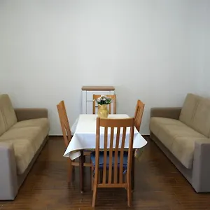  Apartment Pogled